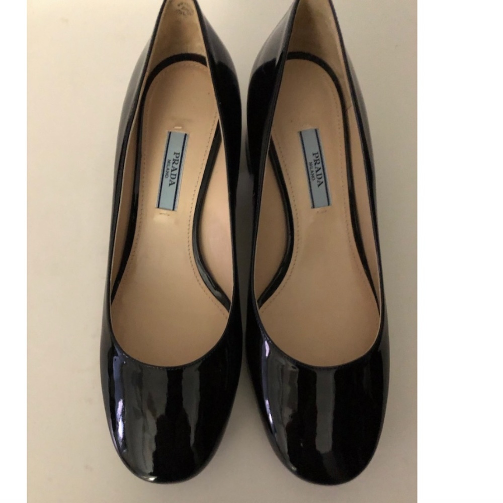 Prada  Black Patent Leather Heeled Pumps Shoes - Picture 8 of 15